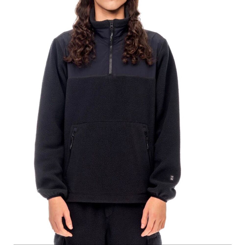 The Very Warm $225 Fleece Pullover jacket Black small NWT
